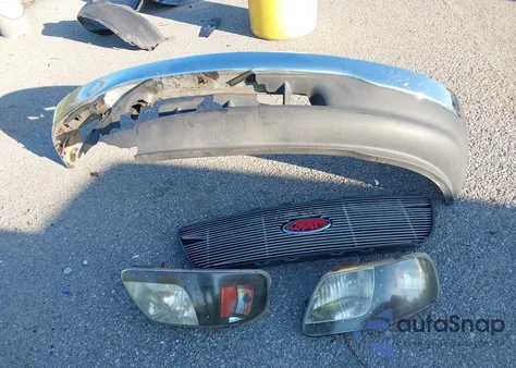 2003 Ford F-150 Lariat/Xlt из США, поврежденный, VIN 1FTRW07633KB82236